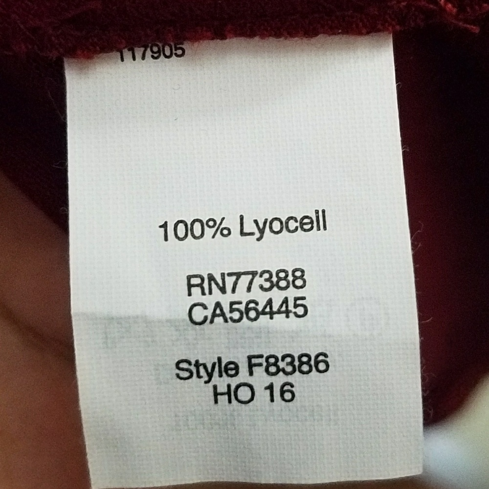💋MADEWELL Gorgeous Burgundy Sleeveless Blouse - Picture 4 of 5